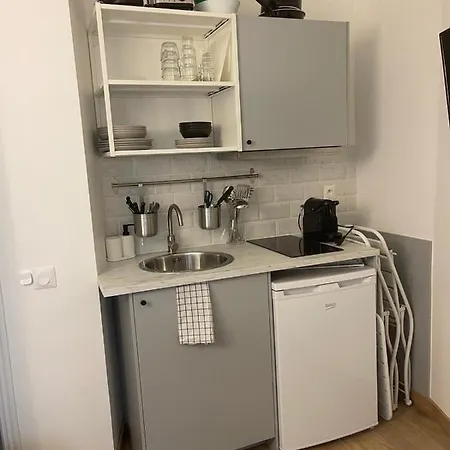 Coastal Apartment *